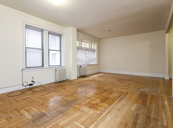 5th image of 53 Duncan Ave
