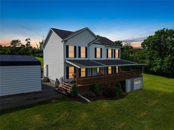 3rd image of 4089 Newtown Rd