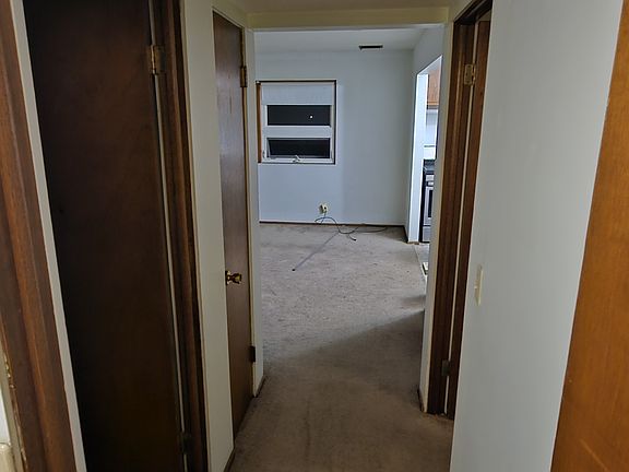 4th image of 1107 57th Ave N #1