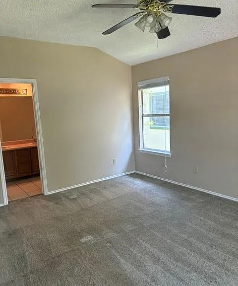 17511 Klamath Falls Dr — Photo 4