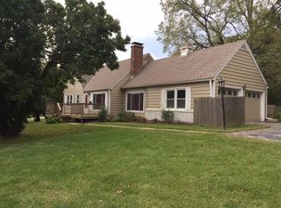 6302 Robin Hood Dr, Merriam, KS 66203