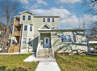 58 Park Ave, East Orange City, NJ 07017