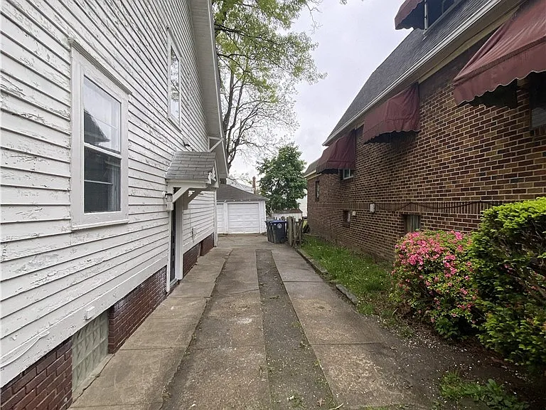 721 Polk Ave — Photo 5