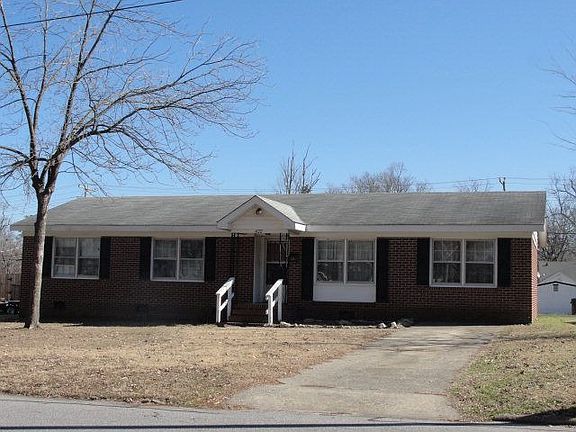 2nd image of 422 Vance St