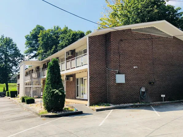 712 Carter Sells Rd, Johnson City, TN 37604