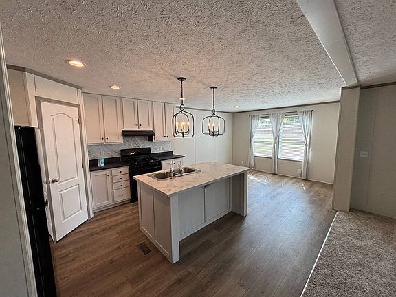 2nd image of 4254 Dolan Dr #81