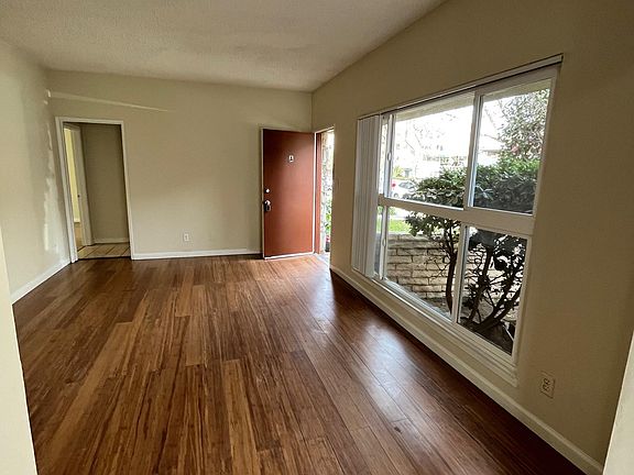 2nd image of 12020 Hoffman St
