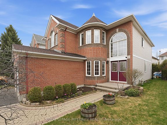2nd image of 46 Catterick Cres