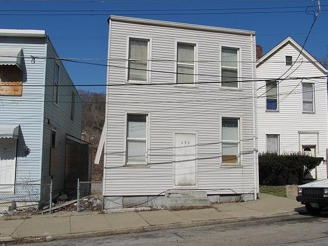 1st image of 636 Tafel St