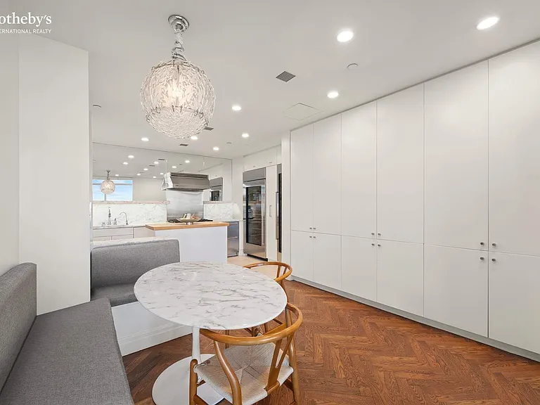 25 Columbus Cir #75CE — Photo 16