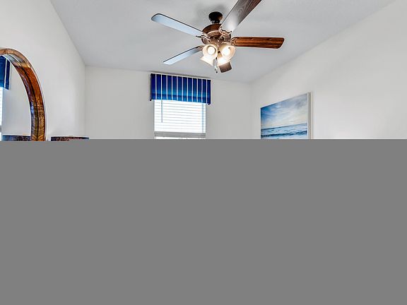 3rd image of 32251 Tripp St