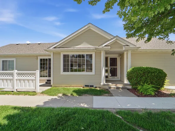 15448 Walnut Hills Dr, Urbandale, IA 50323