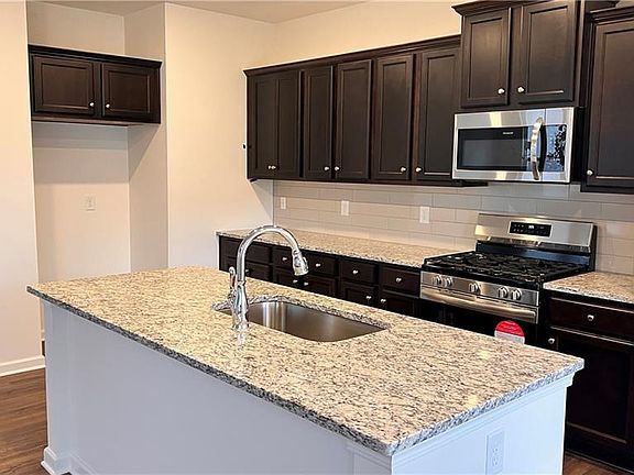 2nd image of 45A Windover Way