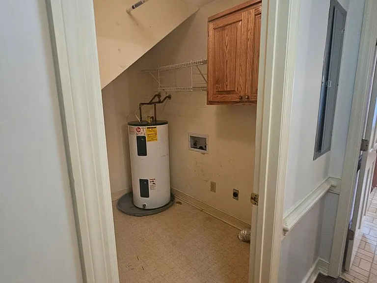 250 Lofton Dr — Photo 7