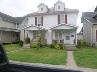 124/126 Maholm St, Newark, OH 43055