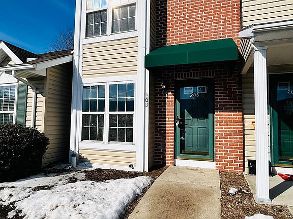 2nd image of 203 Chadham Ct