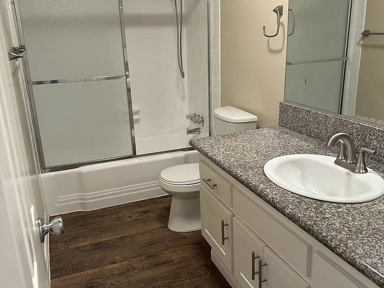 Arroyo Vista Apartments — Photo 35