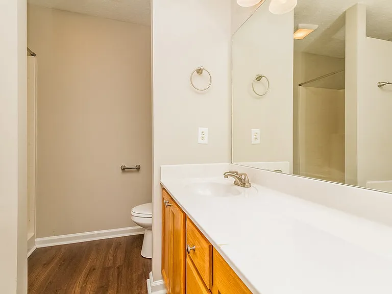 7128 Legacy Dr — Photo 10