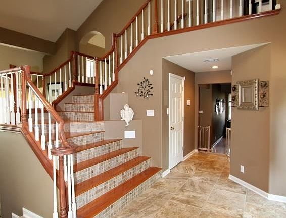4th image of 33 Stonegate Shores Dr