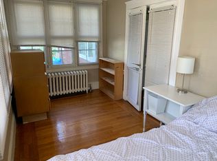 86 S Angell St APT 1, Providence, RI 02906