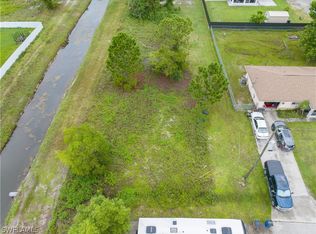 2718 45th St SW, Lehigh Acres, FL 33976