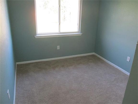 5th image of 432 Liska St