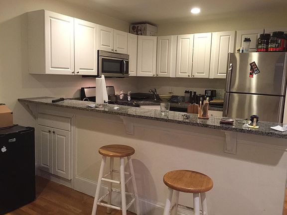 2nd image of 338 Saint Paul St #11