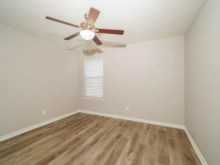 3952 Gentle Mdw — Photo 17