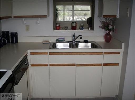4th image of 1247 S Martin Luther King Jr Ave #202