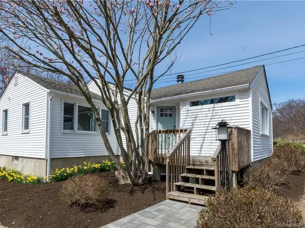 571 Burroughs Road, Fairfield, CT 06825