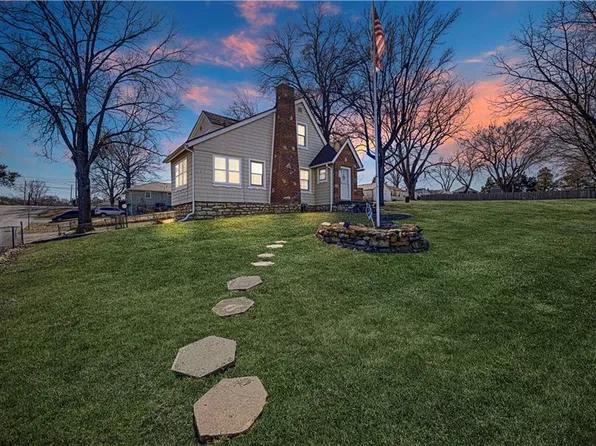 4925 Metropolitan Ave, Kansas City, KS 66106