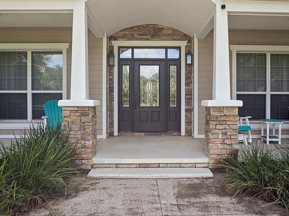3rd image of 35520 Timbertop Ln