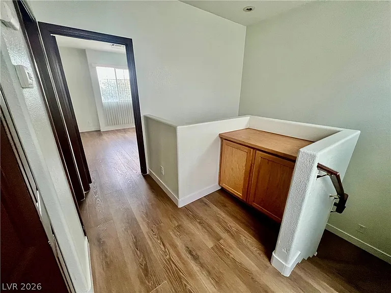 1324 Sun Village Ave — Photo 26