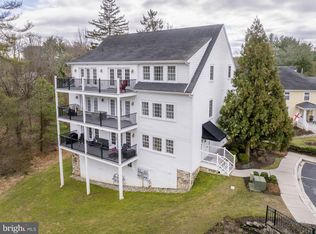 223 Phillips Mill Ln, Newark, DE 19711