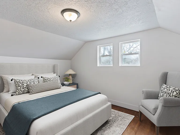 678 N 100 E — Photo 21