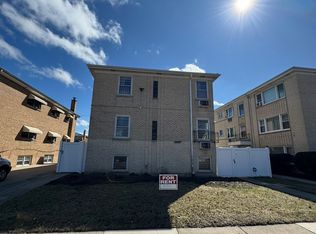 6331 W Devon Ave #1F, Chicago, IL 60646