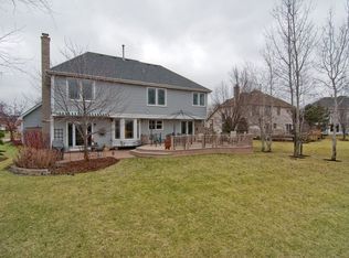 136 Michelle Pl, Schaumburg, IL