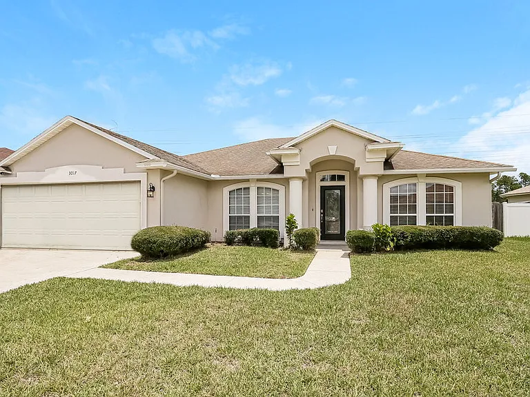 3017 Captiva Bluff Rd N — Photo 1