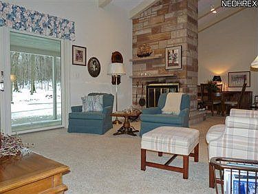 4th image of 61 Cascades Dr