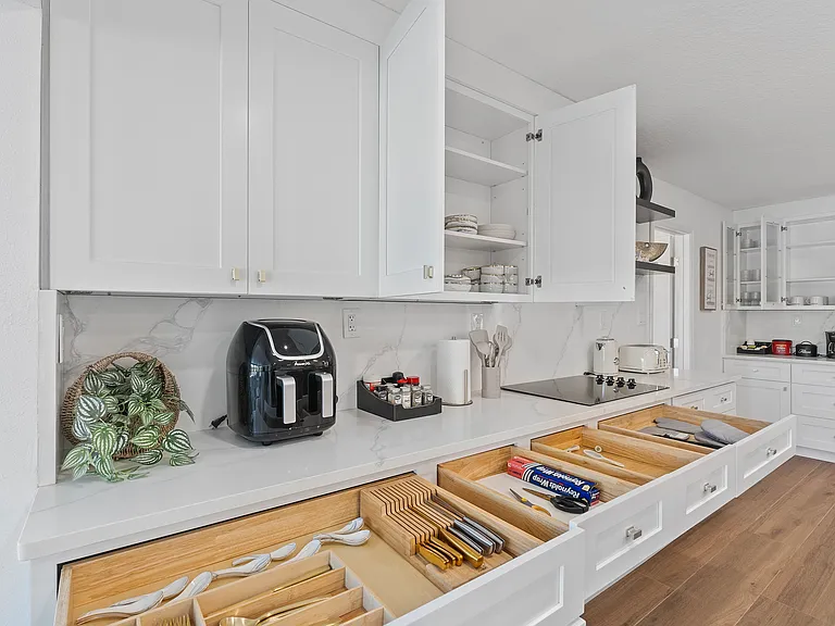 4636 Bay Crest Dr — Photo 13