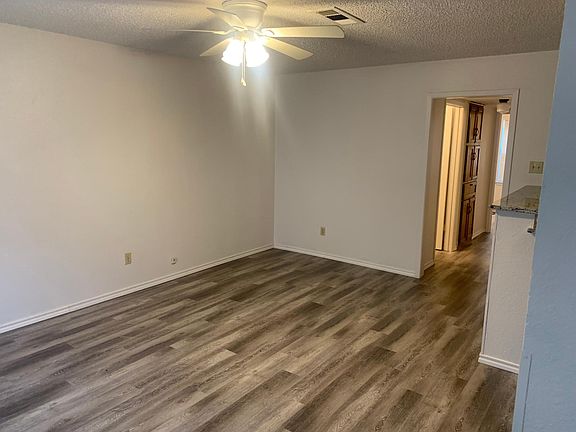 3rd image of 340-340 Pearl St