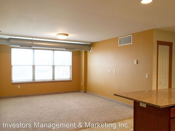 5th image of 1100 N Broadway #305