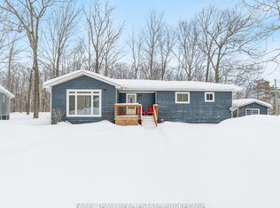 2 Ojibway Ct, Tiny, ON L9M0B2