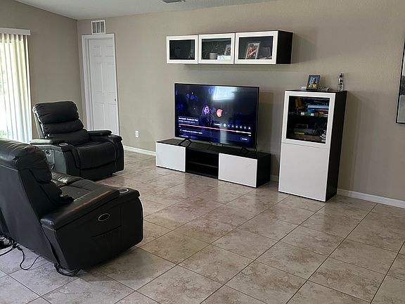 4th image of 4451 McAllister Ln