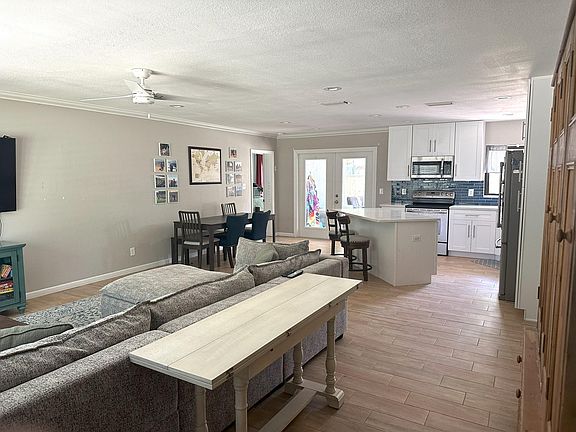 Fully renovated open living space