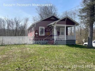 258 Foxon Rd, East Haven, CT 06513