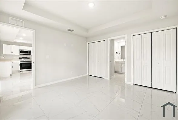 2906 48th St W — Photo 5