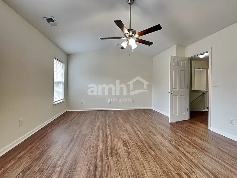 6418 Glenolden Dr — Photo 10