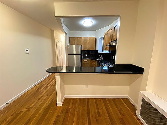 1st image of 149 E 81st St #4M