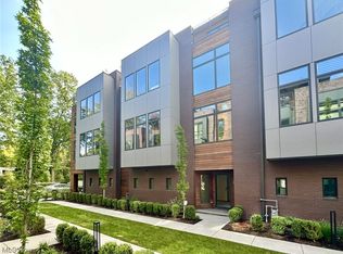 30 Meade Ln, Cleveland Heights, OH 44106